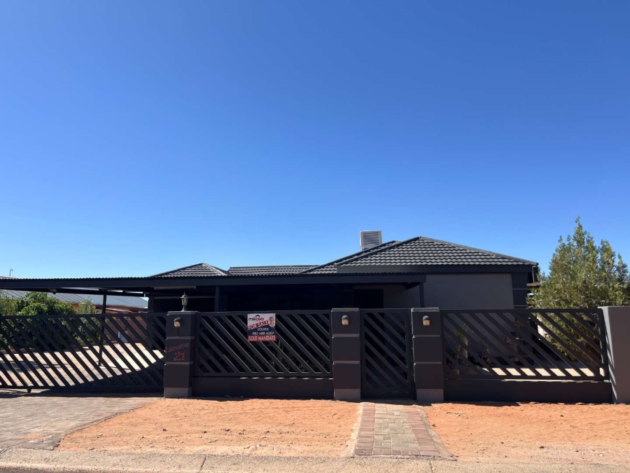 3 Bedroom Property for Sale in Keidebees Northern Cape